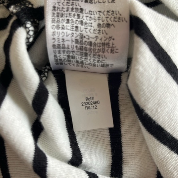 Eddie Bauer Split Neck Three-quarter Sleeves White Black Stripes T-shirt Size XL - Picture 12 of 14